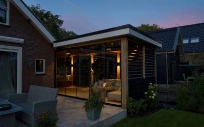 Vrijstaande villa met bijgebouw – Aarlanderveen